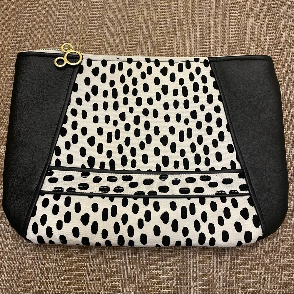 Disney themed dalmatian print w/black vinyl cosmetic case
